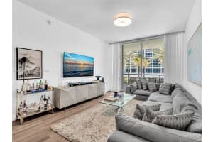 6799 Collins Avenue, Miami Beach, FL 33141 - MLS#A12040561