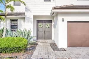 23541 107th Place, Homestead, FL 33032 - MLS#A12040833