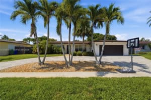 11700 Nw 14th Street, Pembroke Pines, Fl 33026, Pembroke Pines