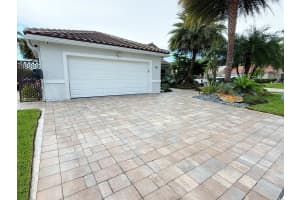 MLS# A12040974, Pembroke Pines, Florida 33029