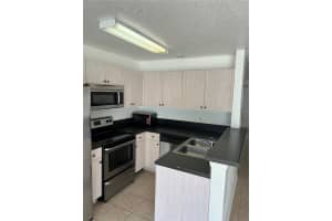 183 Hidden Ct Rd # F-33, Hollywood, FL 33023, - MLS#A12041088