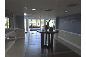 496 165th St Road, Miami, FL 33169 - MLS#A12041115