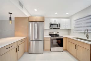 1083 W 38th Street 238, Hialeah, Fl 33012, Hialeah