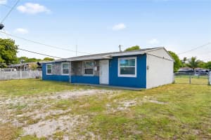 1610 22nd Avenue, Hollywood, FL 33020 - MLS#A12041429