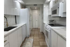 1200 Saint Charles Place, Pembroke Pines, FL 33026 - MLS#A12041537