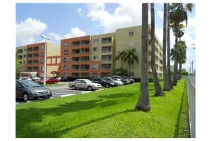 8201 NW 8th St, Miami, FL 33126, Sold 03/29/12