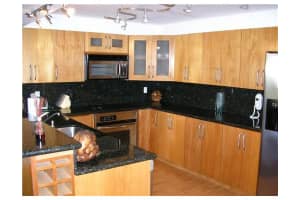 1020 Meridian Ave, Miami Beach, FL 33139, Sold 06/29/12
