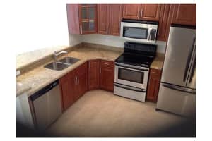 8016 NW 29th St, Sunrise, FL 33322, Sold 06/04/12