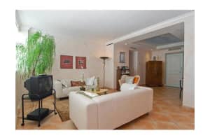 5055 Collins Ave #10a, Miami Beach, FL 33140, Sold 09/10/12