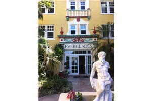 536 14th St, Miami Beach, FL 33139, Sold 10/18/12