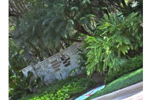 6148 Paradise Point Dr, Palmetto Bay, FL 33157, Sold 12/03/12