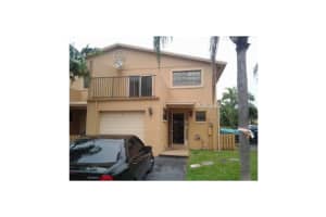 8009 NW 28th St, Sunrise, FL 33322, Sold 07/24/12