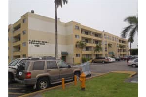 8320 NW 8th St, Miami, FL 33126, Sold 05/13/13