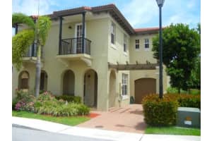 6955 Julia Gardens Dr, Coconut Creek, FL 33073, Sold 09/21/12