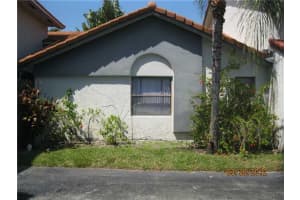 1006 SW 112th Terrace, Pembroke Pines, FL 33025, Sold 08/30/12