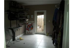 1470 N Dixie Hwy, Fort Lauderdale, FL 33304, Sold 10/18/12