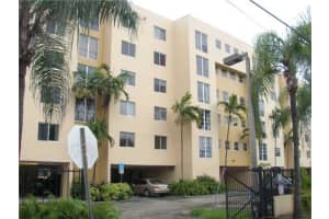 210 SW 11th St, Miami, FL 33130, Sold 09/14/12