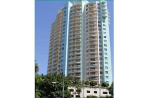 2475 Brickell Ave, Miami, FL 33129, Sold 12/30/13