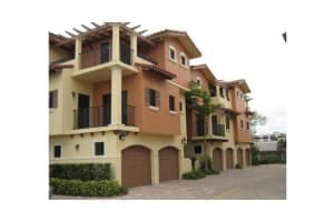 1950 NE 4th St, Deerfield Beach, FL 33441, Sold 09/13/13