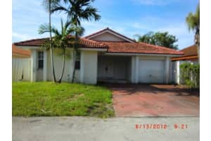 8370 NW 188th St, Hialeah, FL 33015, Sold 04/24/13