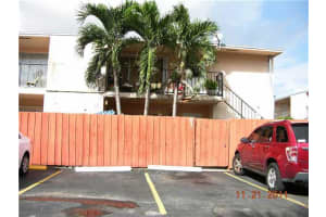 15680 SW 82nd Cir Ln, Miami, FL 33193, Sold 12/12/12