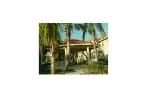6940 NW 179th St, Hialeah, FL 33015, Sold 02/04/13