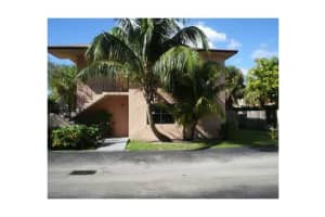 6878 NW 173rd Dr, Hialeah, FL 33015, Sold 12/17/12
