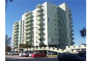 7928 West Dr, North Bay Village, FL 33141, Sold 02/01/13