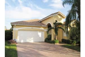 9600 NW 45th Ln, Doral, FL 33178, Sold 02/19/13
