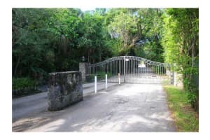 3883 Wood Ave, Coral Gables, FL 33133, Sold 02/15/13