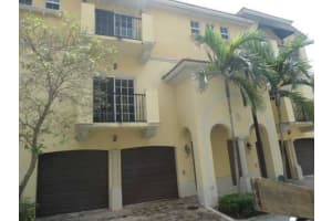 2508 SW 14th Ave, Fort Lauderdale, FL 33315, Sold 01/14/13