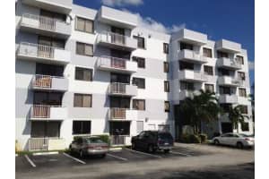 8251 NW 8th St, Miami, FL 33126, Sold 12/14/12