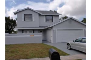 960 SW 100th Terrace, Pembroke Pines, FL 33025, Sold 02/28/13