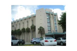 9682 Fontainebleau Blvd, Miami, FL 33172, Sold 11/15/13