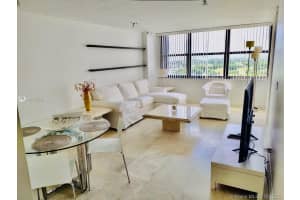 2555 Collins Ave, Miami, FL 33140, Sold 12/09/20