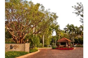 6155 Paradise Point Dr, Palmetto Bay, FL 33157, Sold 09/20/13