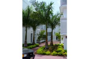320 80th St, Miami Beach, FL 33141, Sold 03/25/14