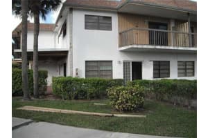 6825 NW 169th St, Hialeah, FL 33015, Sold 03/14/13