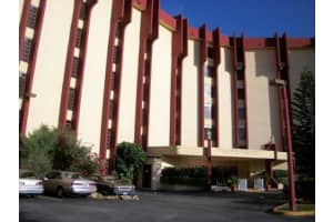 9686 Fontainebleau Blvd, Miami, FL 33172, Sold 04/23/13