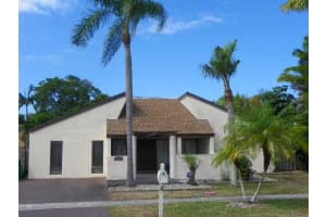 4911 SW 94th Way, Cooper City, FL 33328, Sold 09/13/13