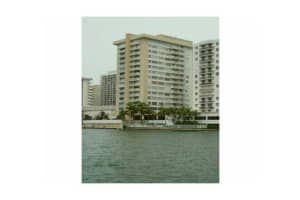 5838 Collins Ave PH-E, Miami Beach, FL 33140, Sold 05/17/13