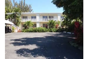 3581 E Glencoe St, Miami, FL 33133, Sold 04/25/13