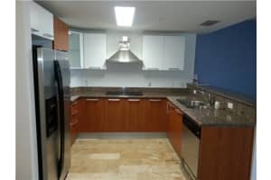 170 SE 14th St, Miami, FL 33131, Sold 07/17/13