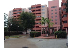 5050 NW 7th St, Miami, FL 33126, Sold 07/23/13