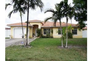 9845 NW 25th Terrace, Doral, FL 33172, Sold 05/30/13