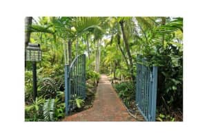 4906 N Kendall Dr, Coral Gables, FL 33156, Sold 12/27/13