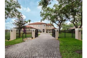 9895 SW 110th St, Miami, FL 33176, Sold 01/24/14