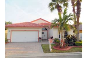11600 SW 10th St, Pembroke Pines, FL 33025, Sold 08/02/13