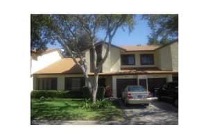 5225 Gate Lake Rd, Tamarac, FL 33319, Sold 06/17/13