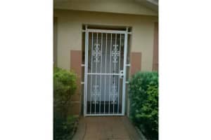 18869 NW 63rd Ct, Hialeah, FL 33015, Sold 09/05/14